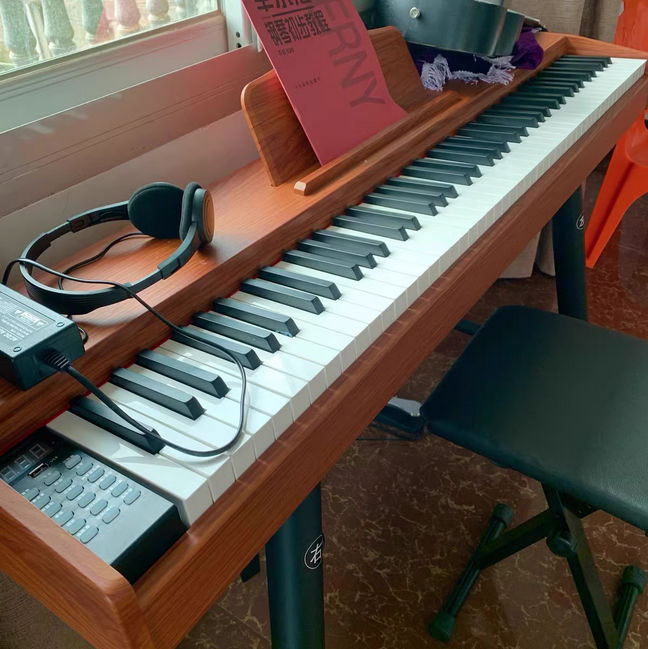 88键重锤力度雅马哈电钢琴,琴行自留 88键重锤力度雅马哈电钢琴,琴行自留
